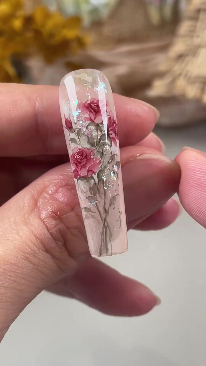 Aquarell-Rosen-Nageldesign — Zarte florale Anleitung