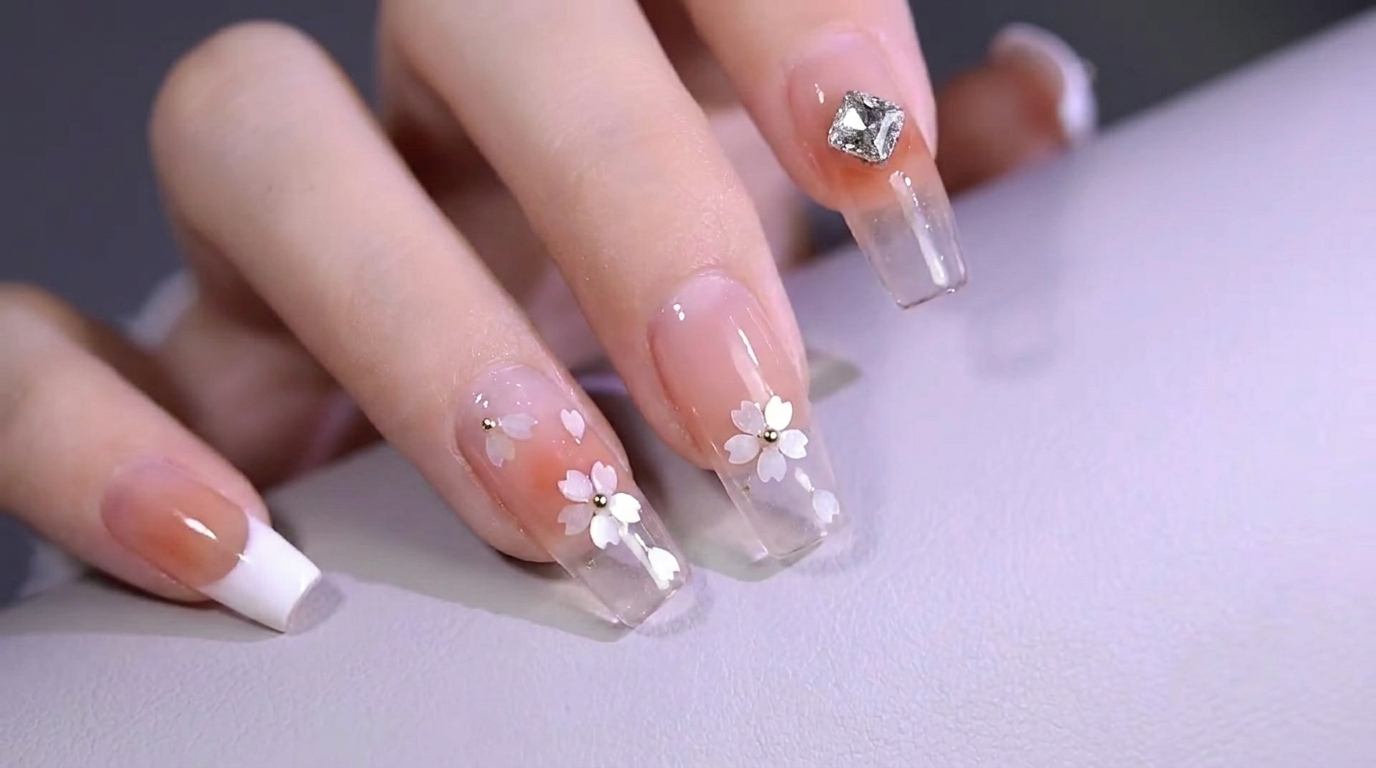 Sakura Cherry Blossom Gelnägel mit Pailletten – Elegante Blumen-Anleitung