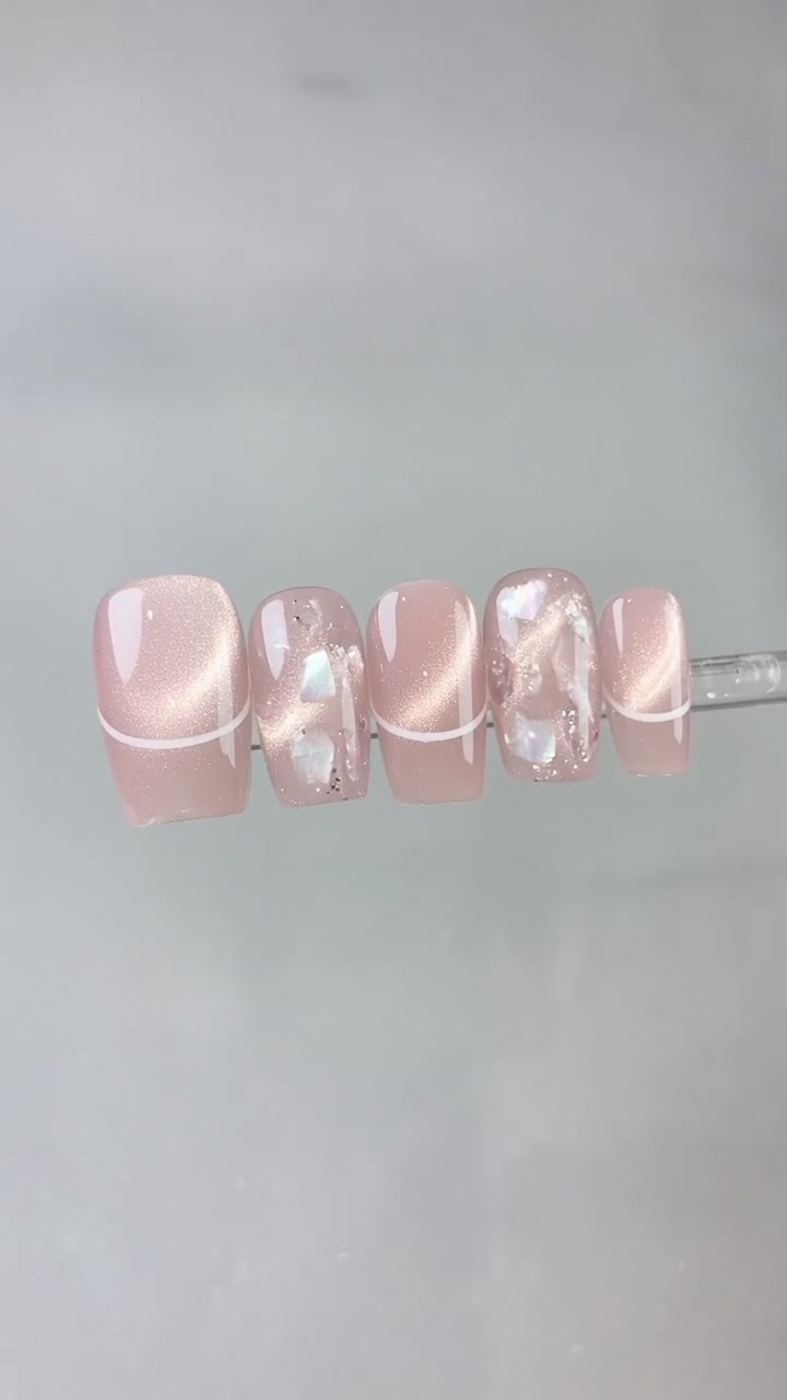 Nude Pink French Laser Cat-Eye Nägel — Schritt-für-Schritt-Anleitung