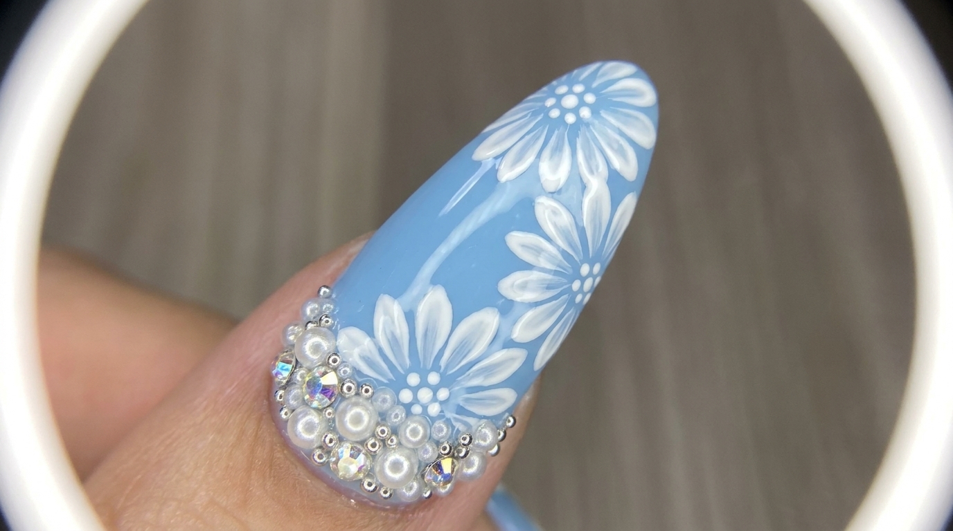 Zweischichtige Gänseblümchen-Nailart — Elegantes florales Tutorial