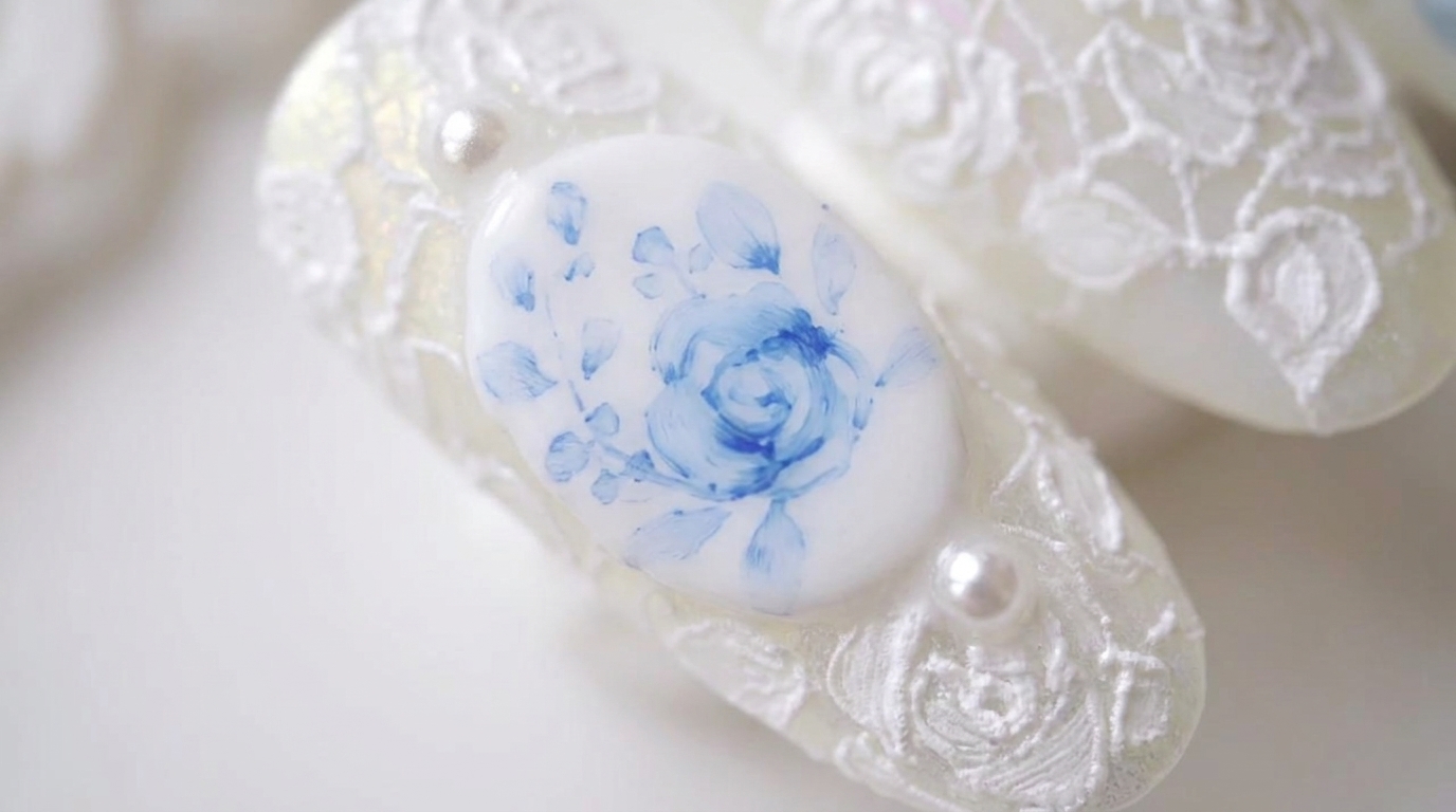 Tutorial für 3D-Relief-Spitze und handgemalte blaue Rosen