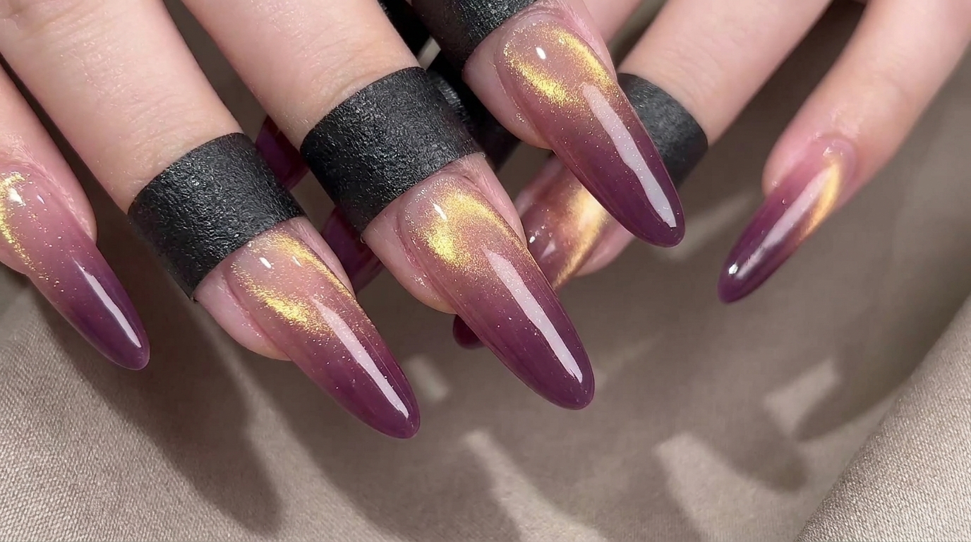 Violette & Goldene Cat-Eye-Gradient-Nägel — Anleitung