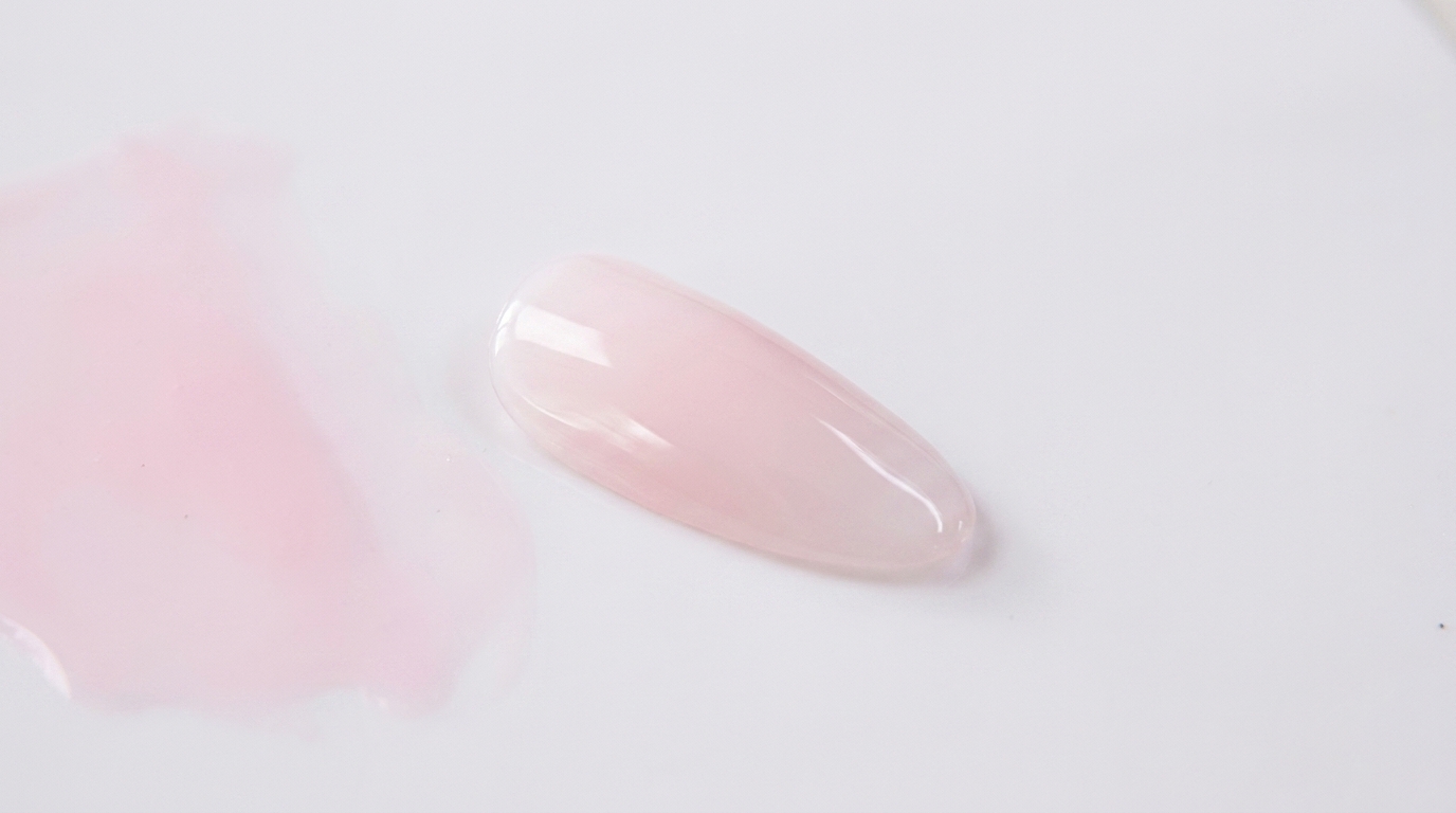 Individuelles milchiges Pink-Nude-Gel: Schritt-für-Schritt Farbmisch-Anleitung