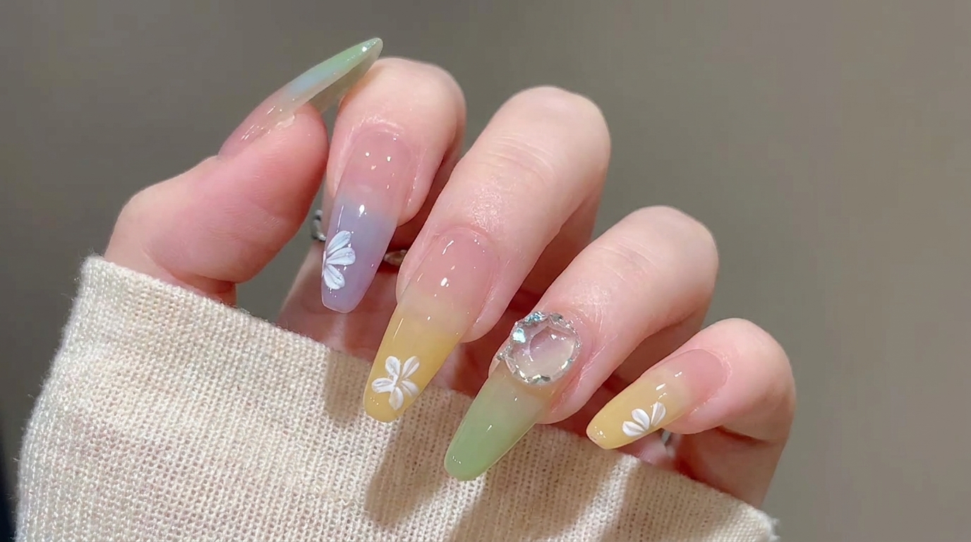Jelly Gradient Ombré-Nägel mit Blumen-Art — Tutorial für Frühling & Sommer