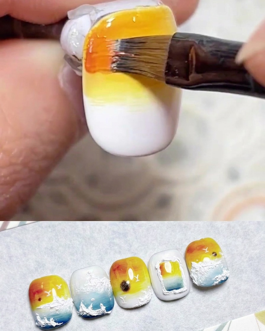 Ein Pinsel trägt leuchtend oranges Gel auf die äußerste Oberkante des Nagels auf.