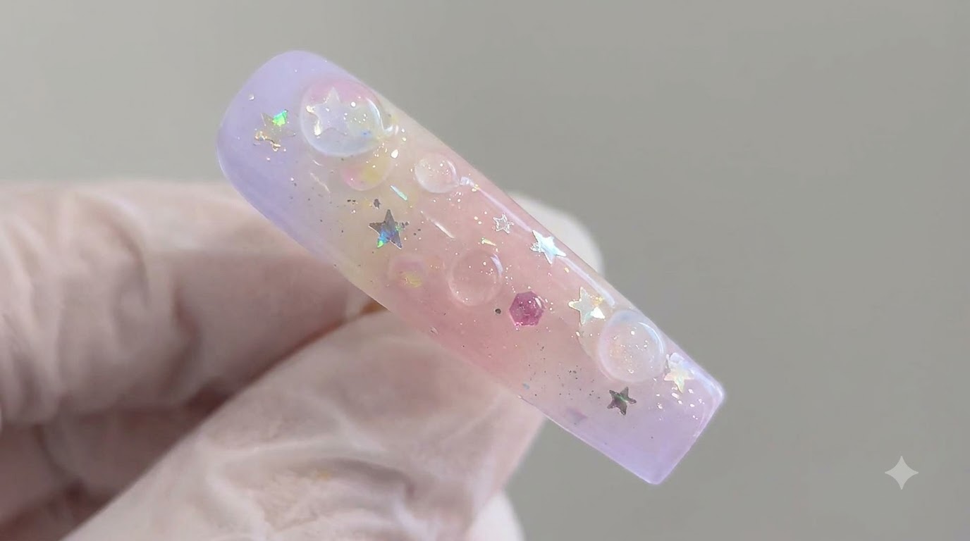 Frühlings-Bubble-Gradient-Nägel mit Sternen-Glitter — Schritt-für-Schritt-Anleitung